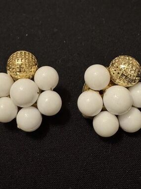Vintage Cluster Clip Hong Kong White and Gold 1950’s Earrings